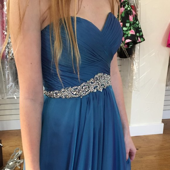 Prom Dress, worn once size 00 - Picture 6 of 7
